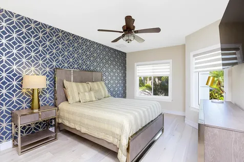 2340 NE 28th Court Lighthouse Point FL 33064