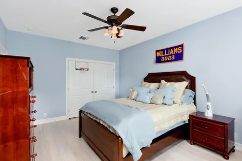 2340 NE 28th Court Lighthouse Point FL 33064