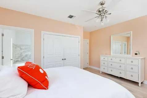 2340 NE 28th Court Lighthouse Point FL 33064