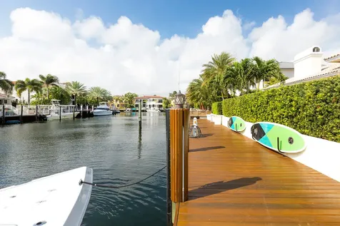 2340 NE 28th Court Lighthouse Point FL 33064