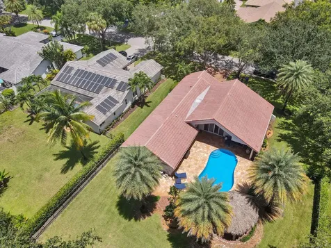 8842 NW 56th Street Coral Springs FL 33067