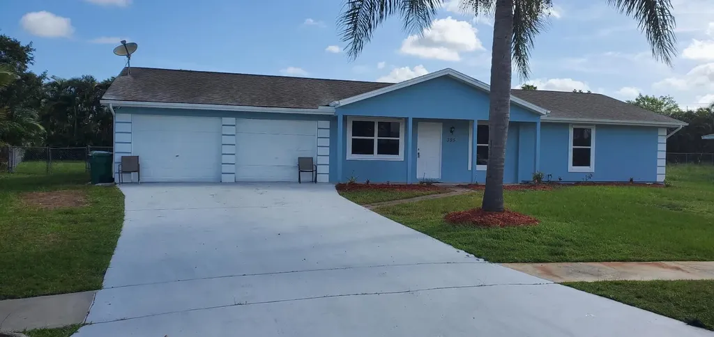395 NE Orchard Street Port St Lucie FL 34983