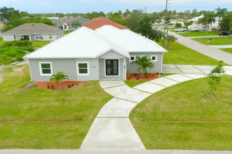1902 SW Guernsey Street Port St Lucie FL 34987
