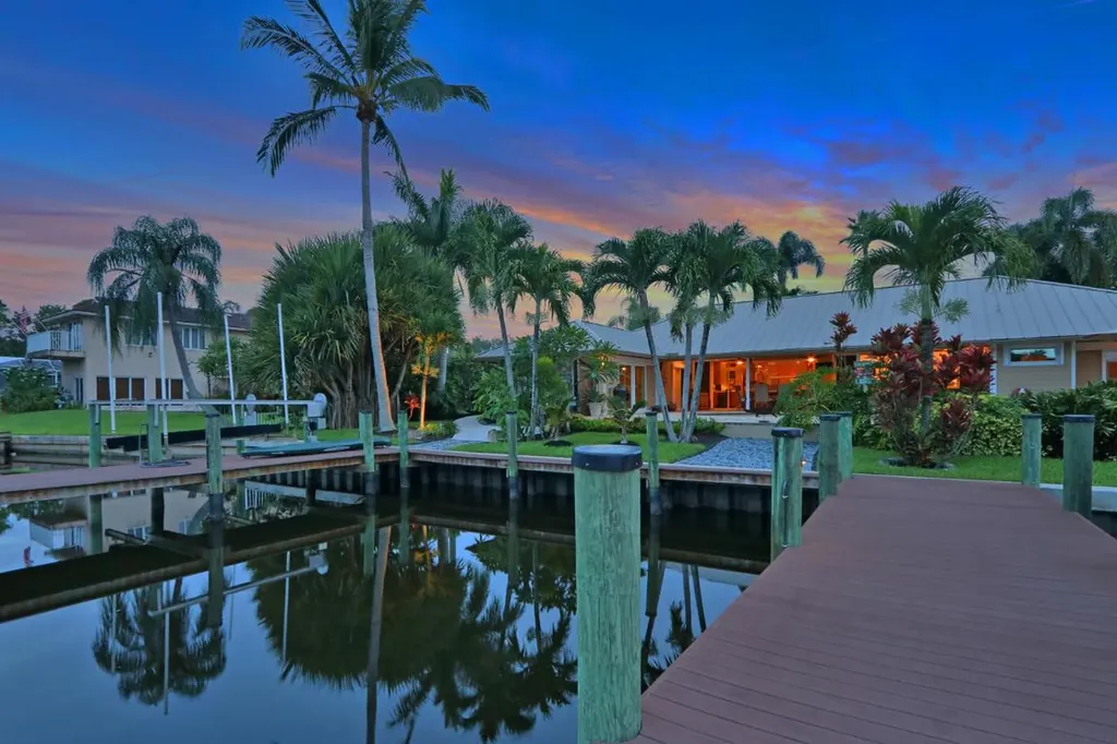 731 SW Pine Tree Lane Palm City FL 34990