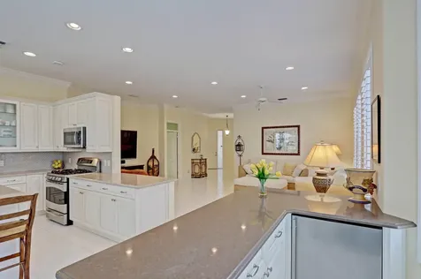 724 Pinehurst Way Palm Beach Gardens FL 33418