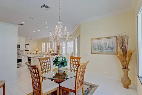 724 Pinehurst Way Palm Beach Gardens FL 33418
