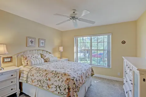 724 Pinehurst Way Palm Beach Gardens FL 33418