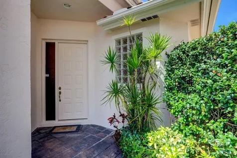 724 Pinehurst Way Palm Beach Gardens FL 33418