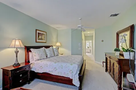 724 Pinehurst Way Palm Beach Gardens FL 33418