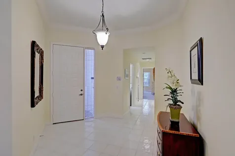 724 Pinehurst Way Palm Beach Gardens FL 33418