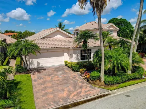724 Pinehurst Way Palm Beach Gardens FL 33418