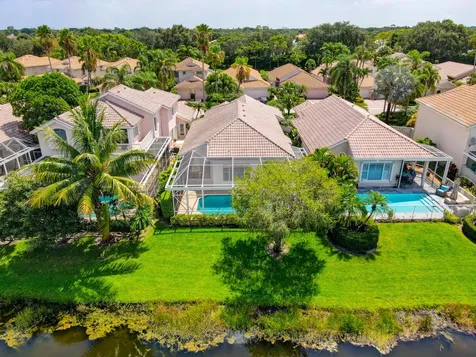 724 Pinehurst Way Palm Beach Gardens FL 33418