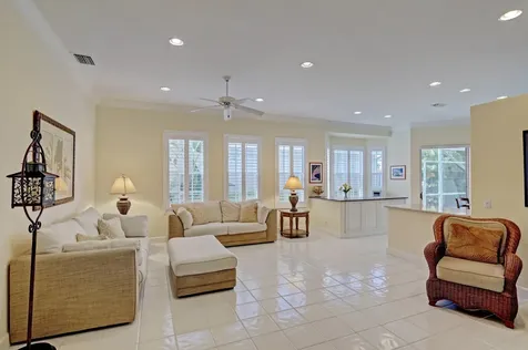 724 Pinehurst Way Palm Beach Gardens FL 33418