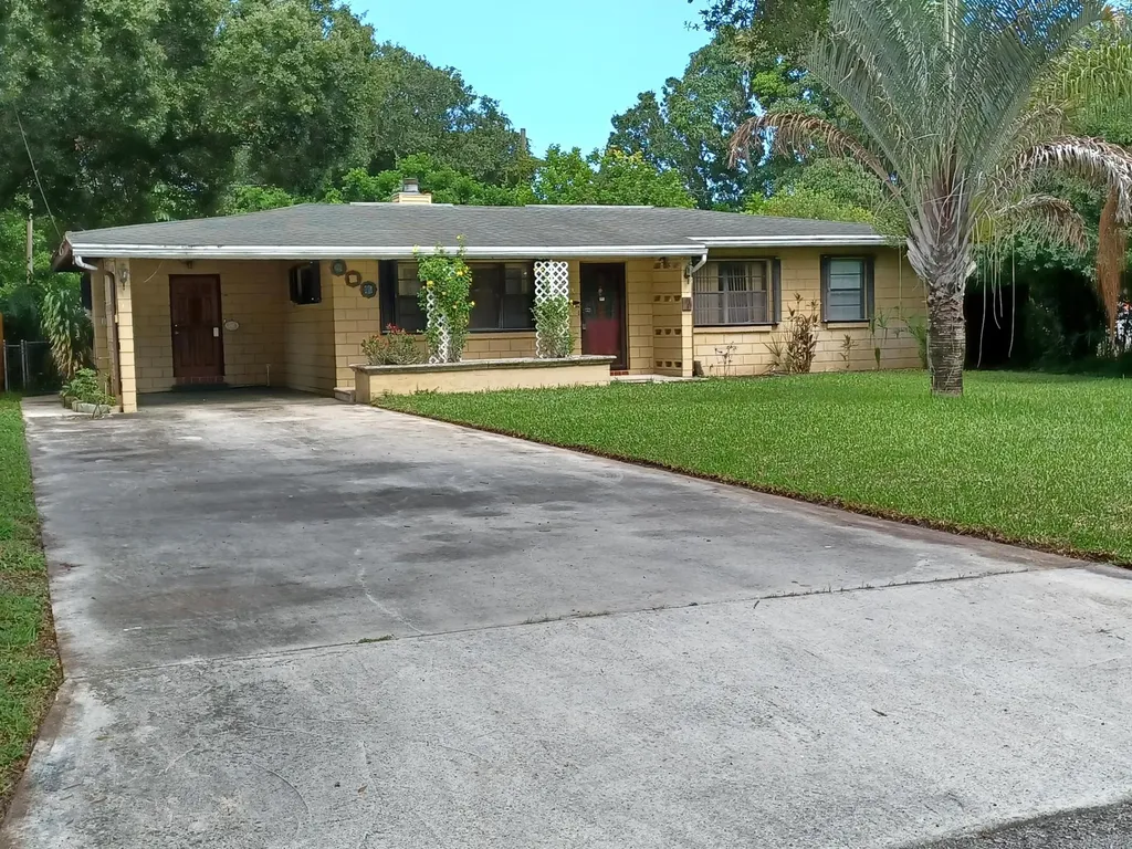604 S 15th Court Fort Pierce FL 34950