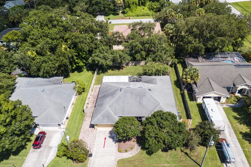 2261 SW Pigeon Terrace Port St Lucie FL 34953