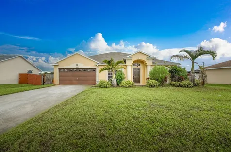 3990 SW Kakopo Street Port St Lucie FL 34953