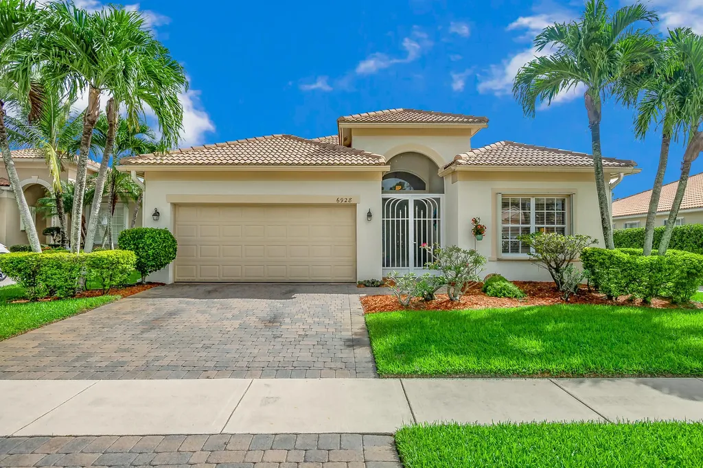 6928 SE Twin Oaks Circle Stuart FL 34997