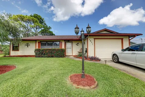 1657 SE Biddle Lane Port St Lucie FL 34983