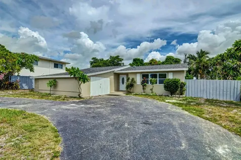 419 SW 7th Avenue Boynton Beach FL 33435