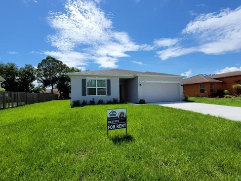 3350 SW Vendome Street Port St Lucie FL 34953
