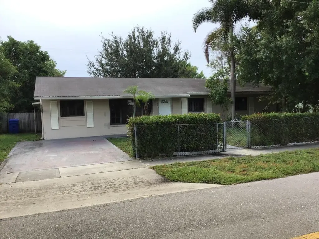 530 S 13th Place Lantana FL 33462