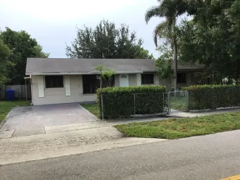 530 S 13th Place Lantana FL 33462