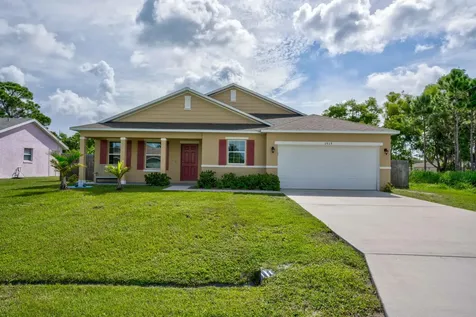 1919 SE Bowie Street Port St Lucie FL 34952