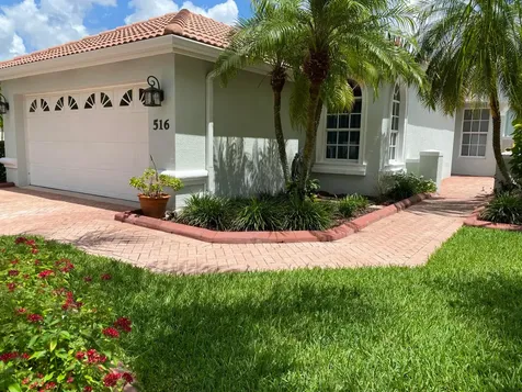 516 SW Treasure Cove Port St Lucie FL 34986