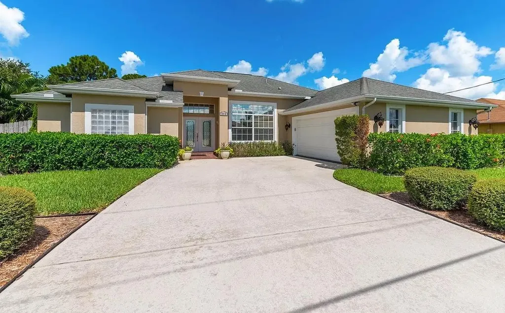 5818 NW Burney Street Port St Lucie FL 34986