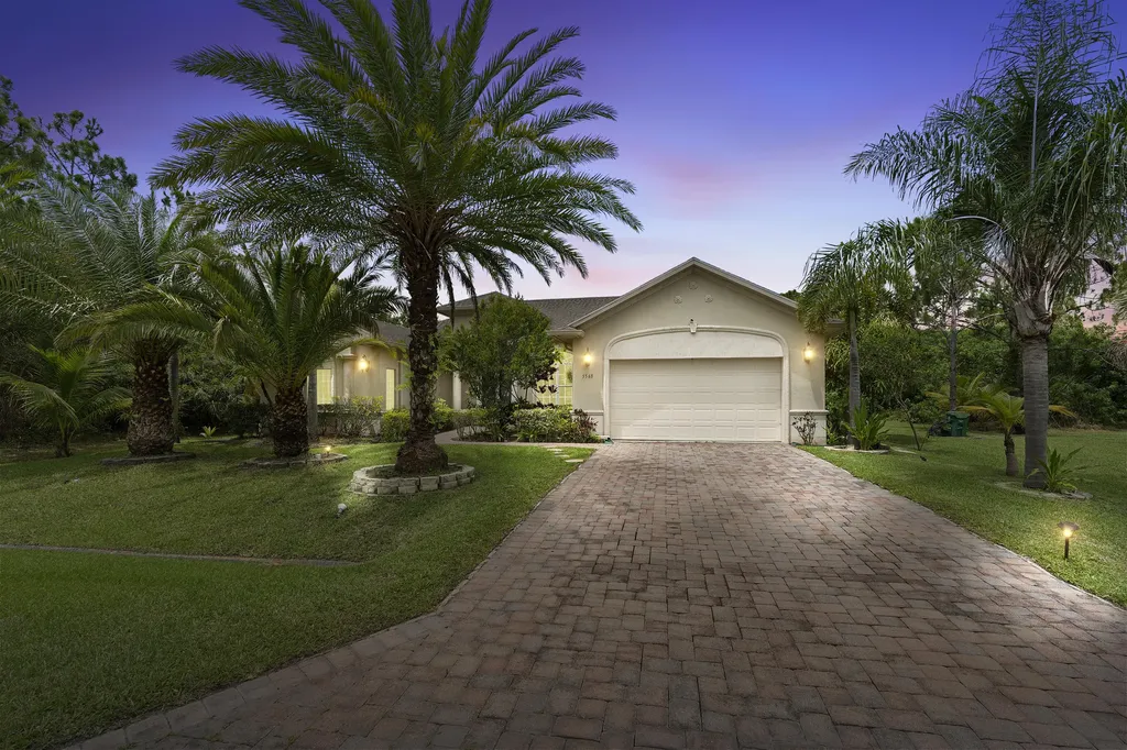 5568 NW Wesley Road Port St Lucie FL 34986