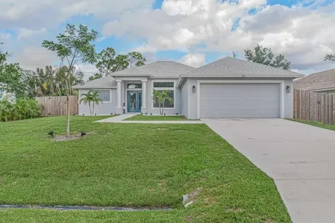 190 SW Milburn Circle Port St Lucie FL 34953