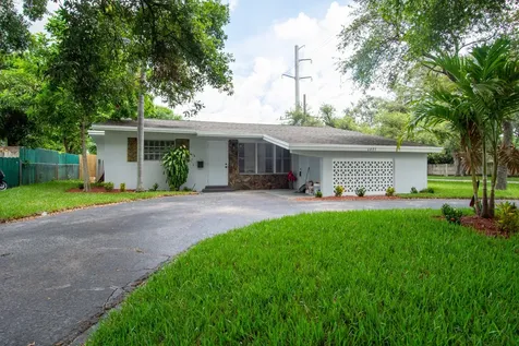 6401 Coolidge Street Hollywood FL 33024