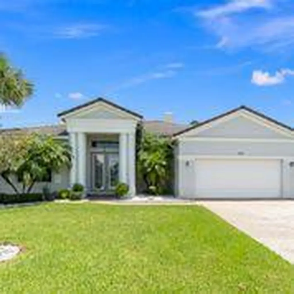 712 SW Myakka River Trace Port St Lucie FL 34986