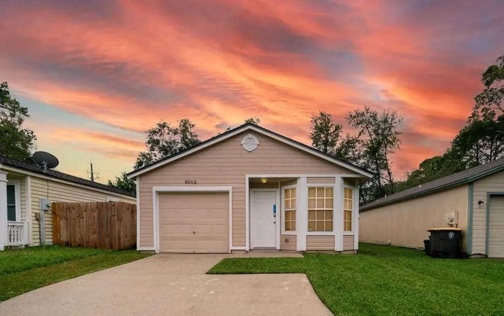 5062 Somerton Court Jacksonville FL 32210