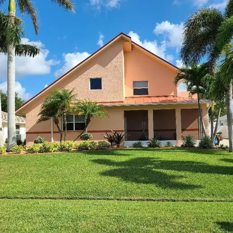 2585 SE Alfonso Avenue Port St Lucie FL 34952