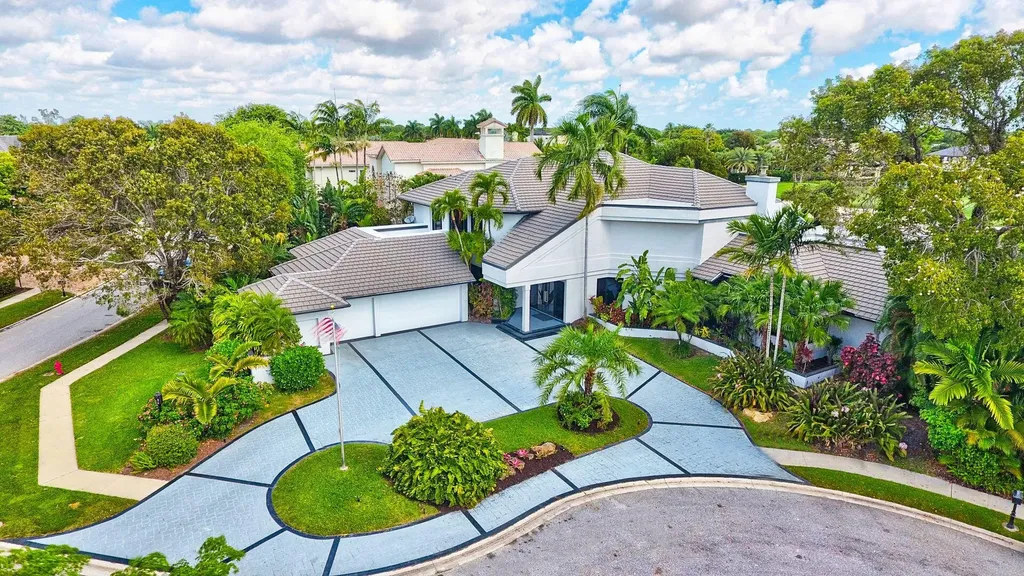 21168 Oakley Court Boca Raton FL 33433
