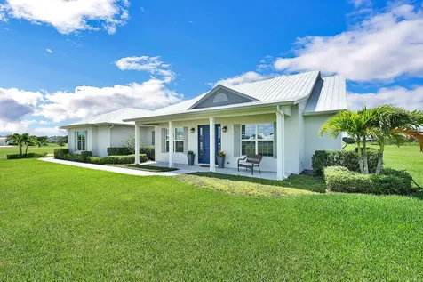 6745 3rd Place SW Vero Beach FL 32968