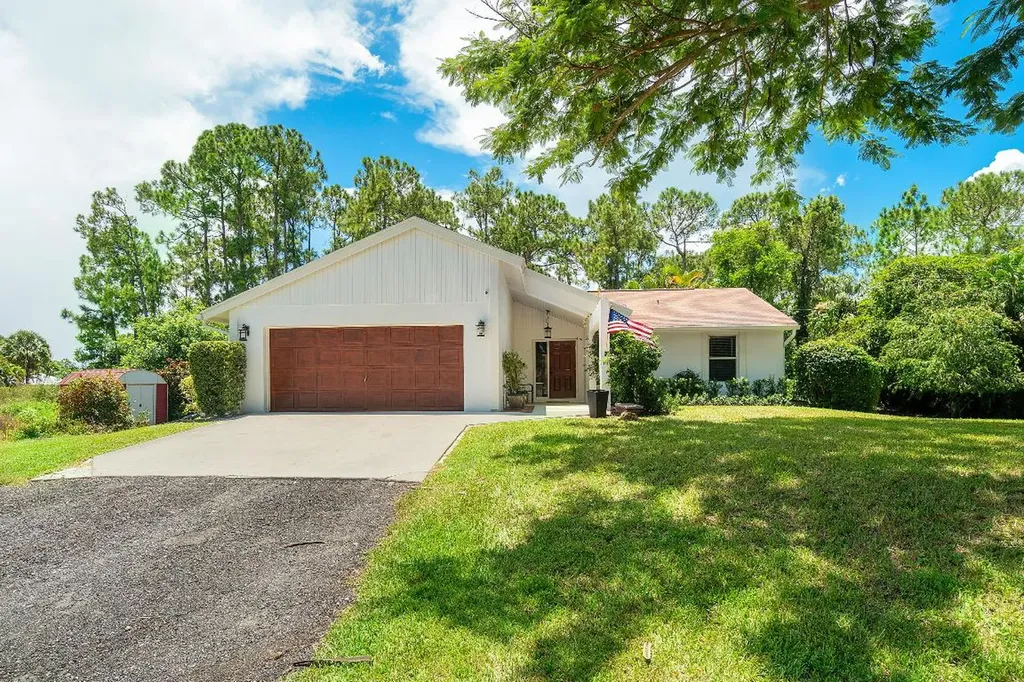 14752 86th Road N Loxahatchee FL 33470