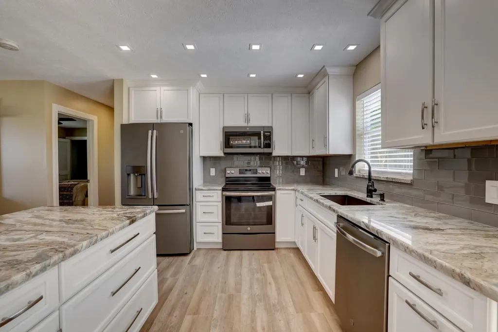 2243 NE 15th Drive Jensen Beach FL 34957