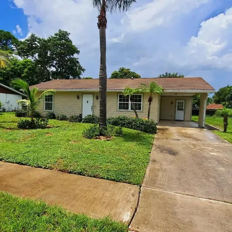 261 NE Solida Circle Port St Lucie FL 34983