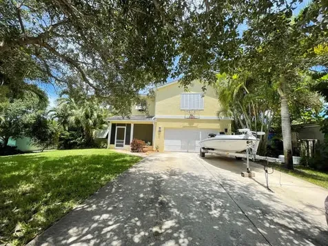 2408 Tamarind Drive Hutchinson Island FL 34949