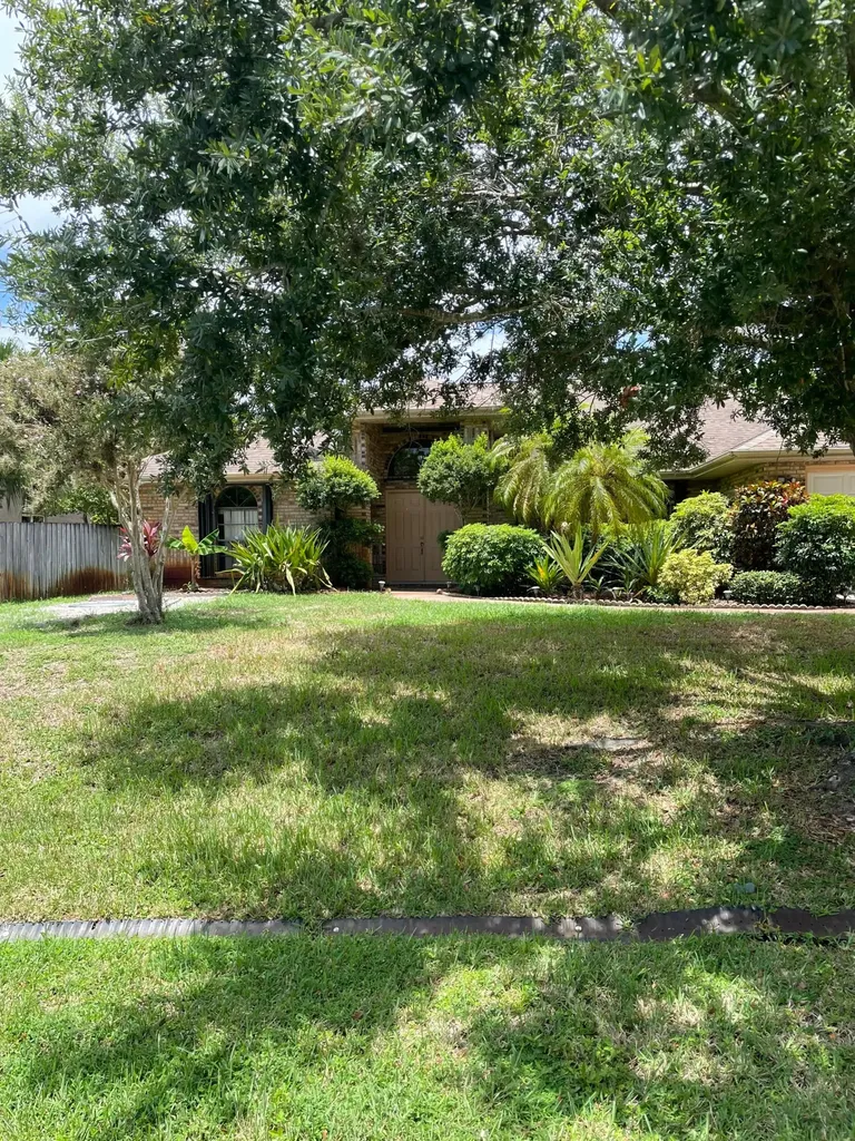 409 SW Whitmore Drive Port St Lucie FL 34984