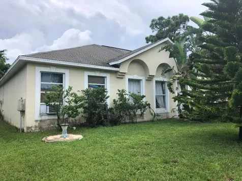834 SE Cavern Avenue Port St Lucie FL 34983