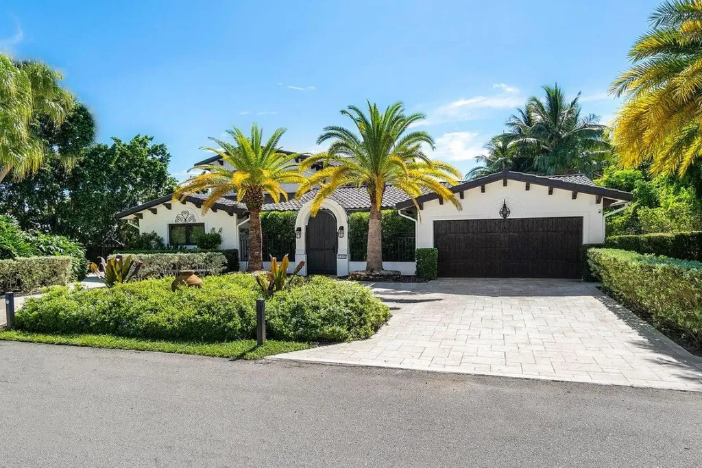 7250 NE Bay Harbour Avenue Boca Raton FL 33487