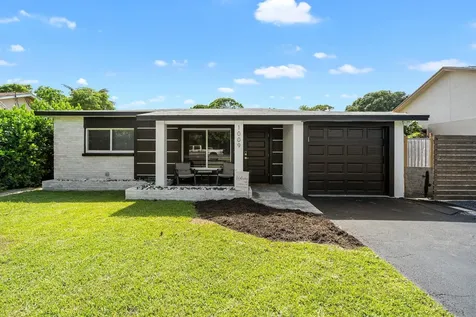 1009 NW 8th Street Boynton Beach FL 33426