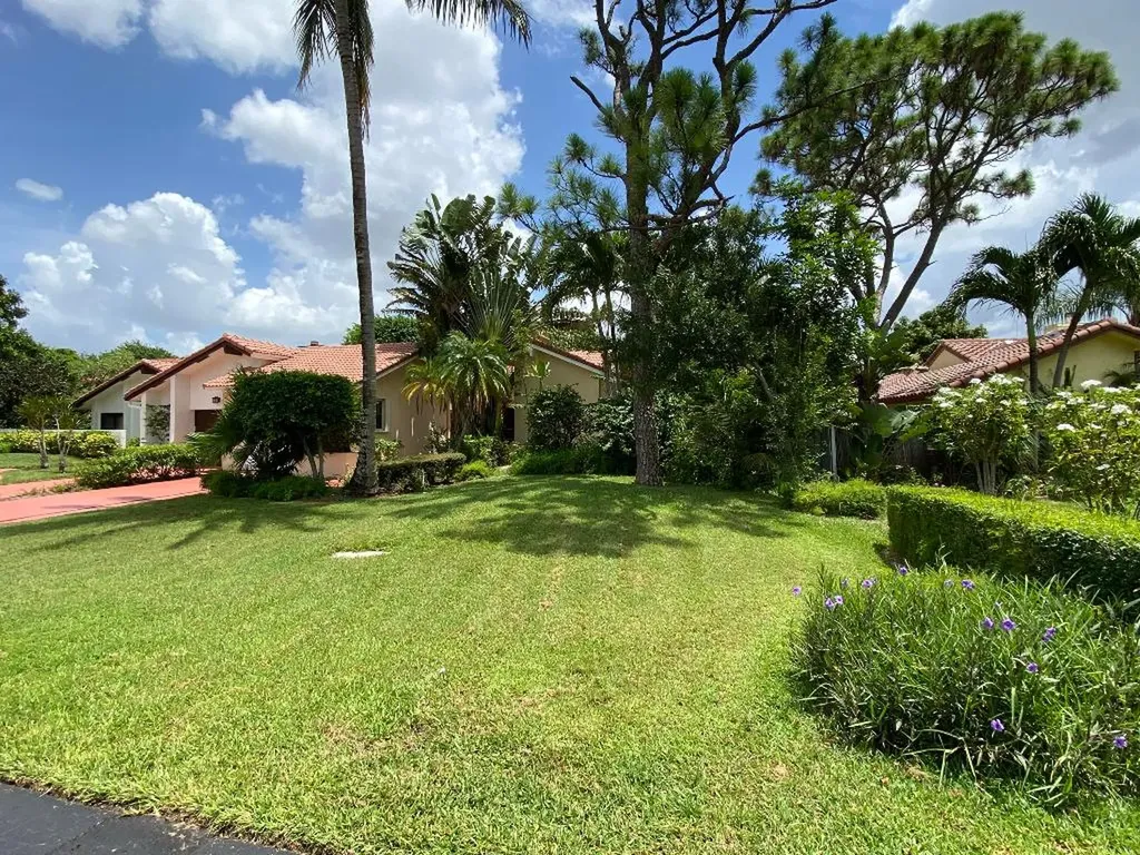 23113 Boca Club Colony Circle Boca Raton FL 33433
