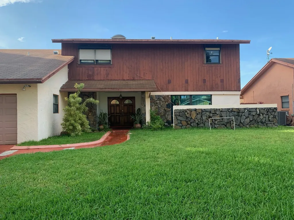 6941 NW 45th Street Lauderhill FL 33319