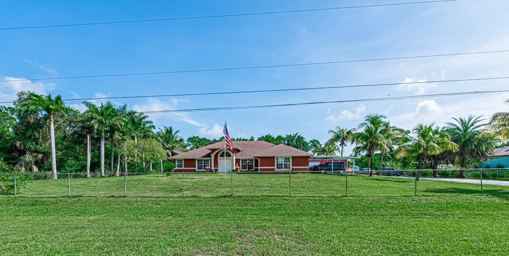 18057 Orange Grove Boulevard Loxahatchee FL 33470
