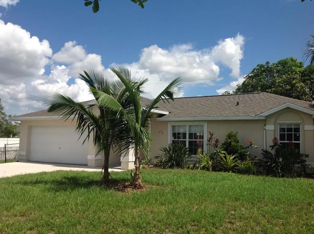 386 SW Tahoe Court Port St Lucie FL 34953