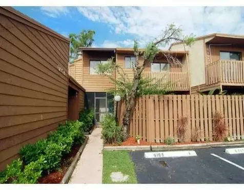 6195 Laurel Lane Tamarac FL 33319